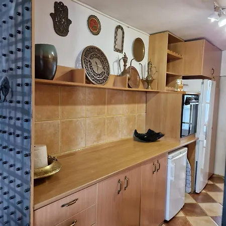 Apartment Traveller's Den *